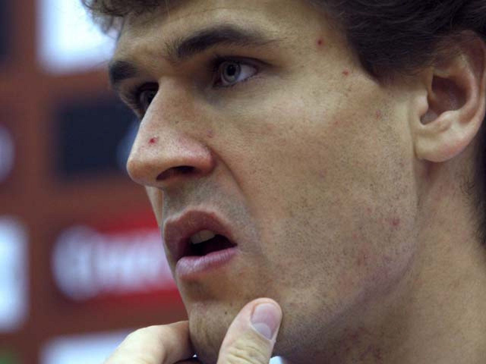 El entrenador del Real Madrid, José Mourinho, asegura que su equipo no está interesado en la contratación de un jugador en el mercado de invierno.