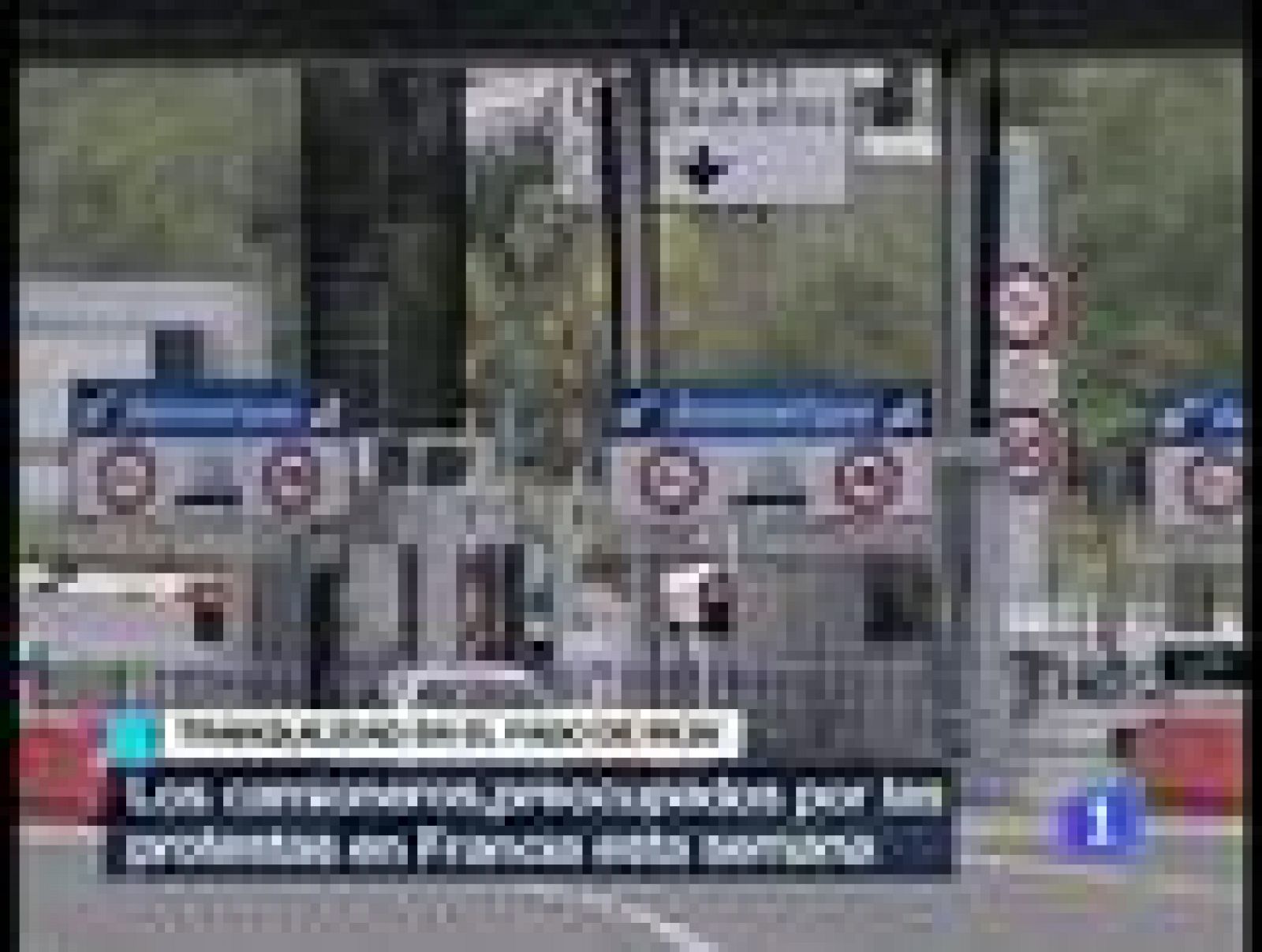  Los camioneros españoles cruzan la frontera hacia Francia sin problemas