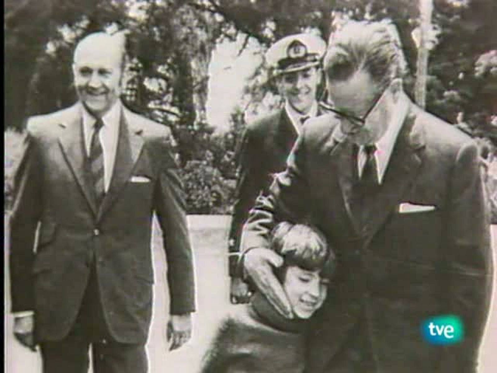 Mujeres para una época - Hortensia Bussi y Salvador Allende - Mujeres para una época | Ver