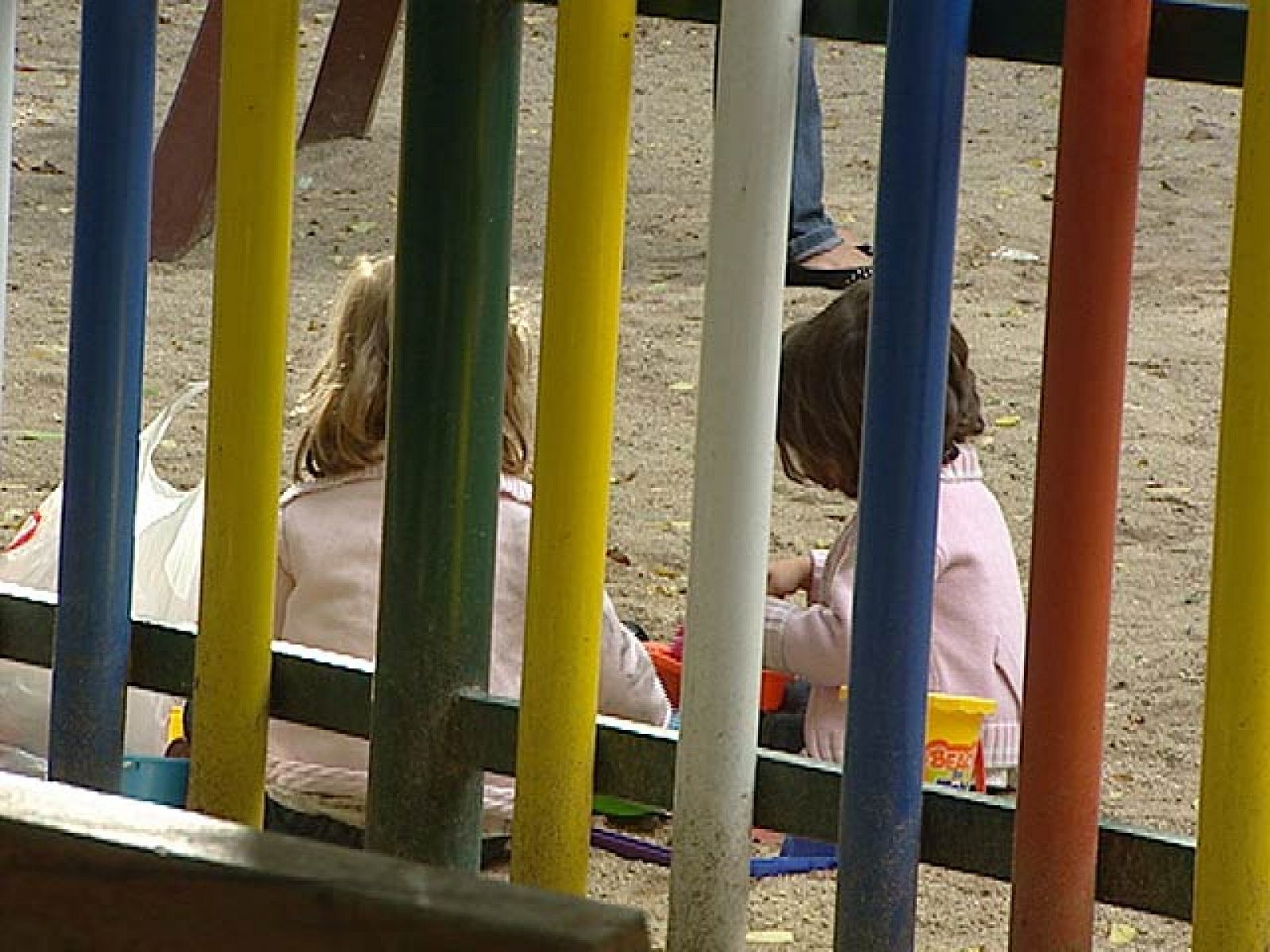 Casi un millón de niños españoles son testigos de las agresiones a su madre | Ver