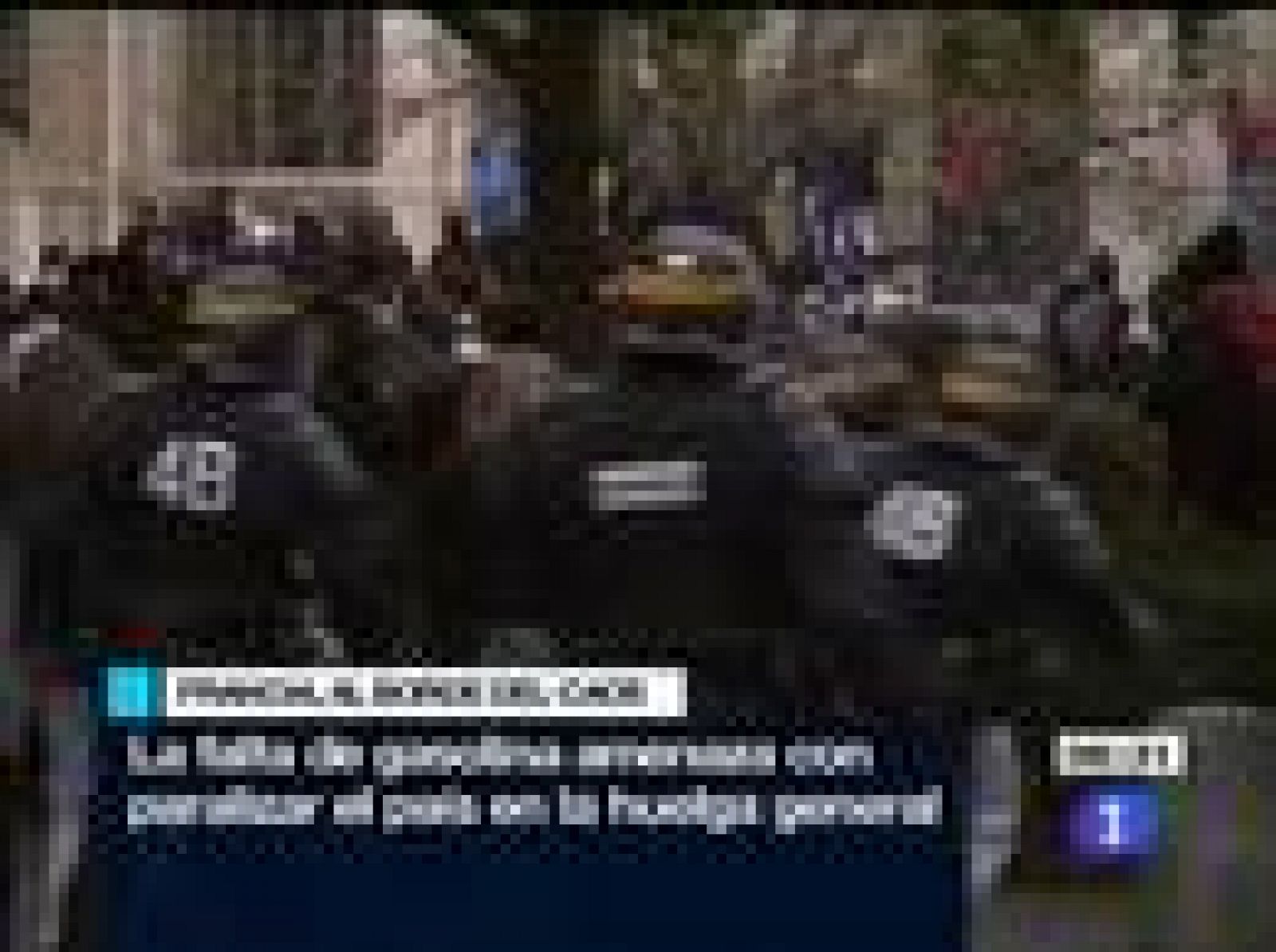 Telediario matinal en cuatro minutos - 19/10/10 | Ver