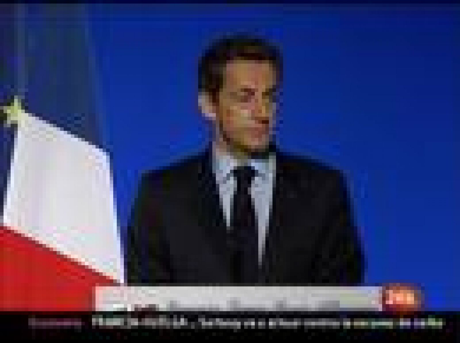 El presidente francés, Nicolás Sarkozy, ha anunciado que actuará contra los bloqueos en las refinerías para que todo el que quiera ir a trabajar tenga carburante.
