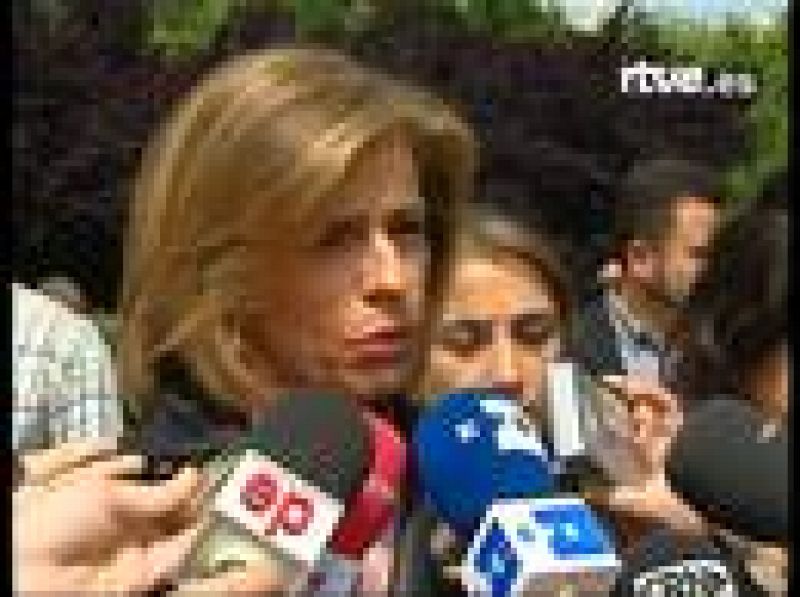 Tras la marcha de María, la concejal del PP en Madrid, Ana Botella, reconoce que hay crisis en su partido. 