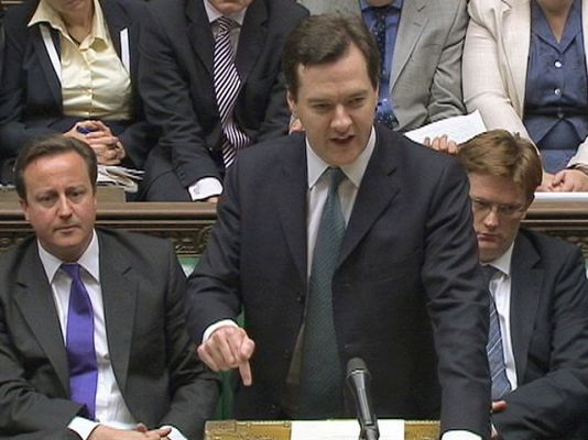  - Reino Unido recorta gasto público