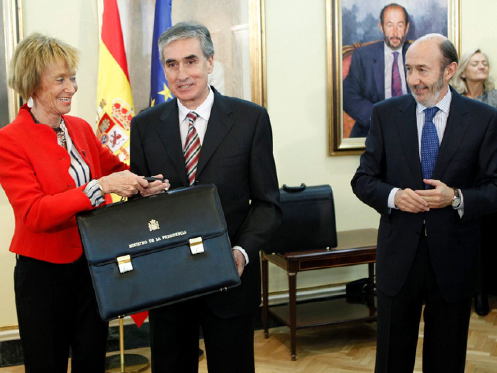 Jaúregui tomo posesión de su cargo