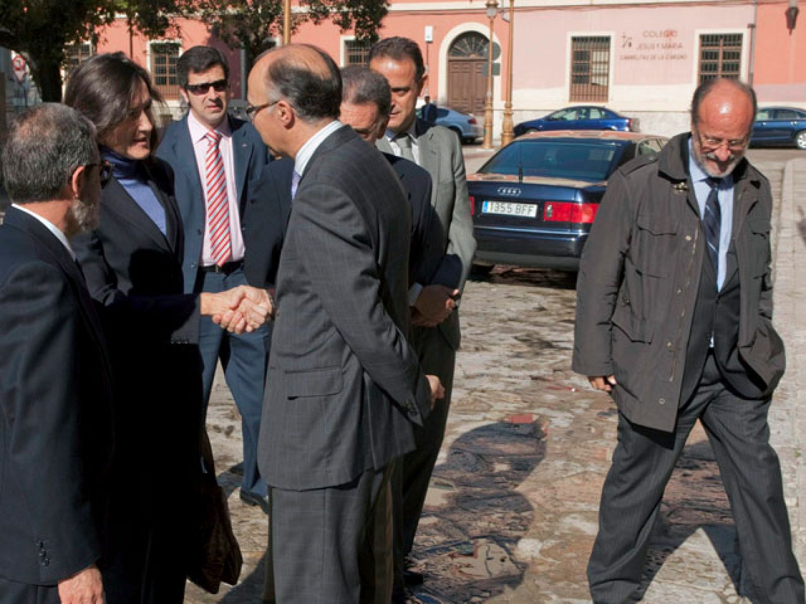 Sinde niega el saludo al alcalde de Valladolid