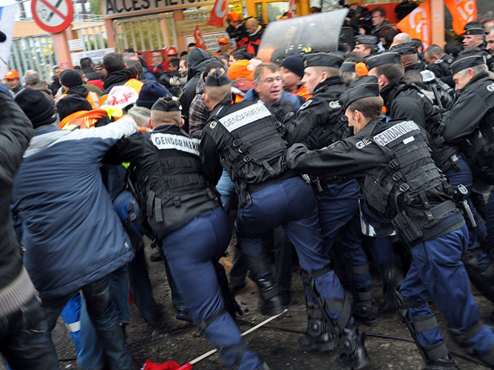 Informe Semanal: La rebelión francesa