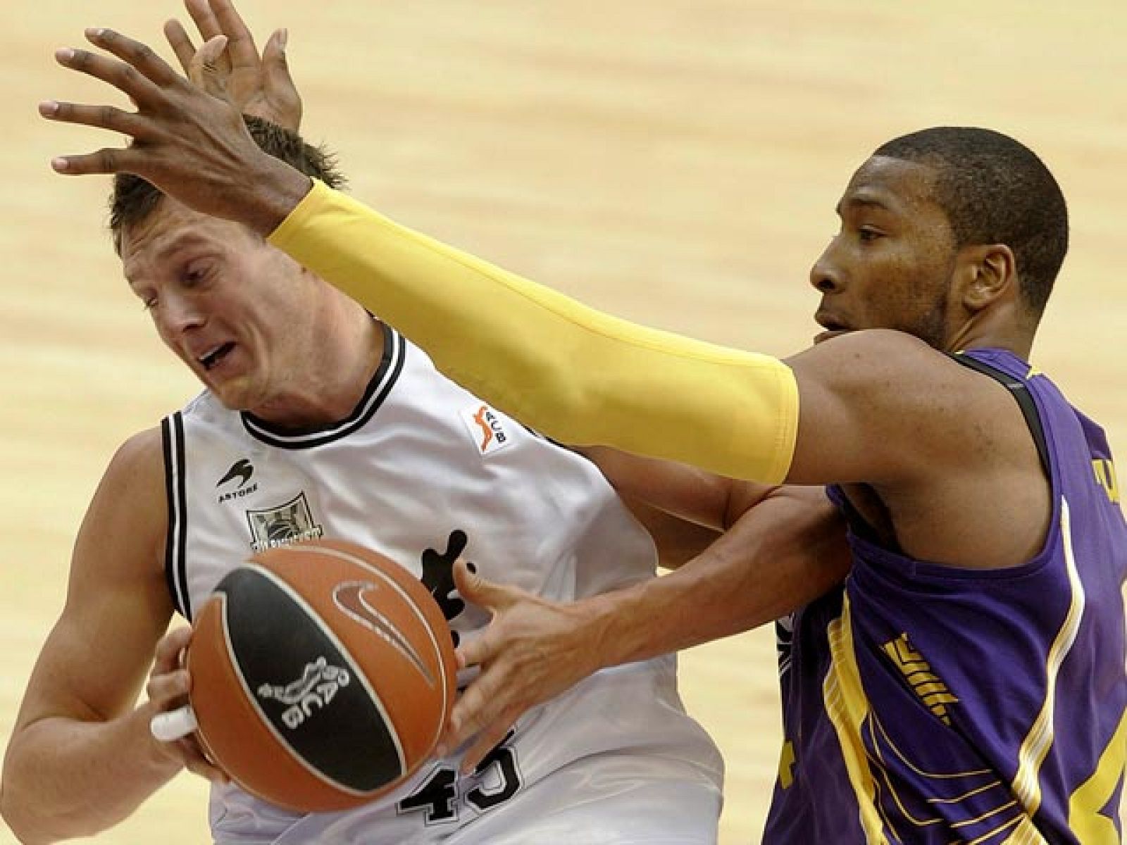 BR Valladolid 68-60 B Bilbao Basket - Baloncesto en RTVE | Ver