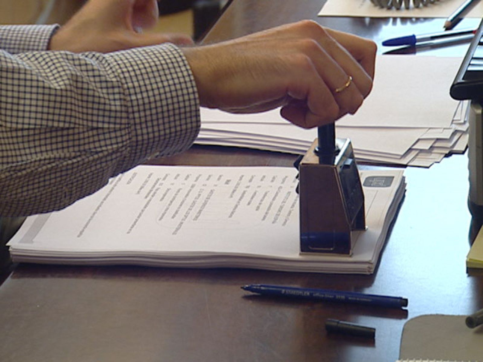 Enmienda conjunta a las cuentas de 2011 de todos los partidos de la oposición menos PNV y Coalición Canaria