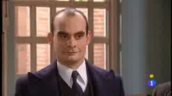 Amar en tiempos revueltos - Ubaldo, víctima de una redada