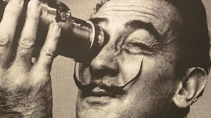 Fue noticia en el Archivo de RTVE - Muere Salvador Dalí (1989)