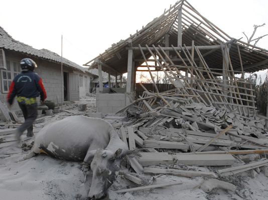  - Doble catástrofe en Indonesia