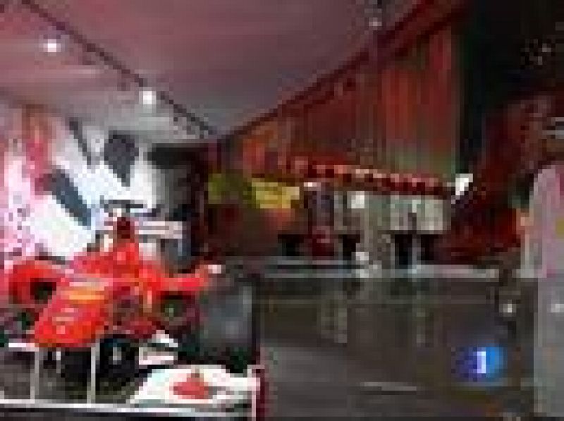 La marca automovilística Ferrari ha inaugurado un parque temático sobre la marca en Abu Dhabi, con réplicas de sus coches y atracciones de todo tipo.