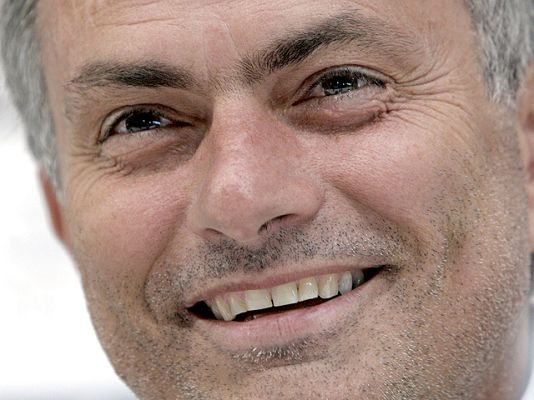  - Mourinho no descarta a Benzema