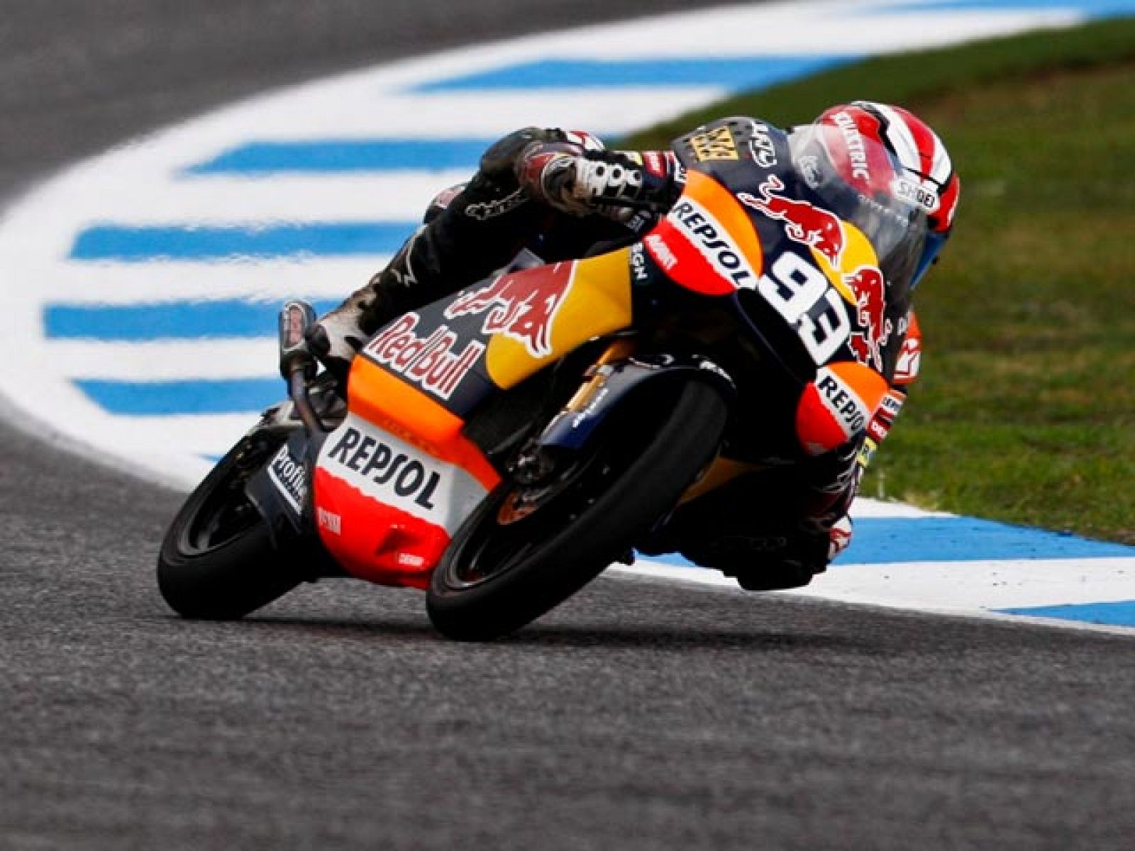 Remontada espectacular de Márquez | Ver