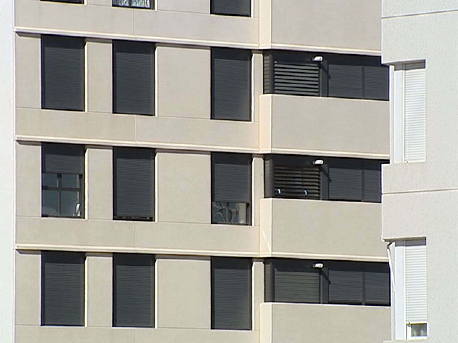 El stock de viviendas sin vender en España podría ascender al millón | Ver