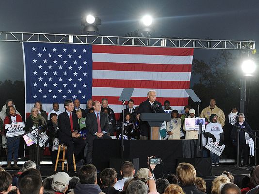 Telediario 1 - Telediario en 4' - 02/11/10