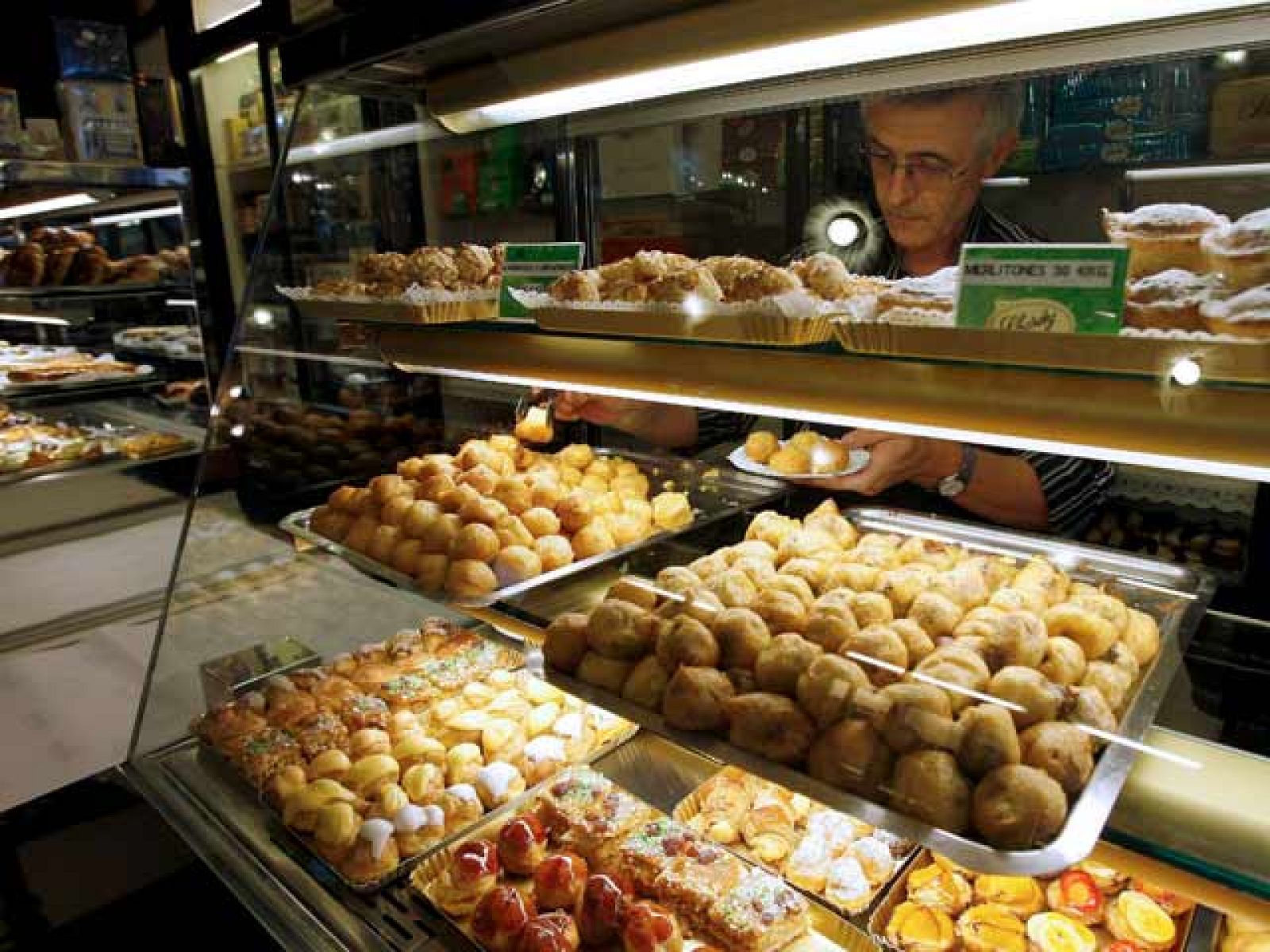 Los Buñuelos triunfan en el día de Todos los Santos | Ver