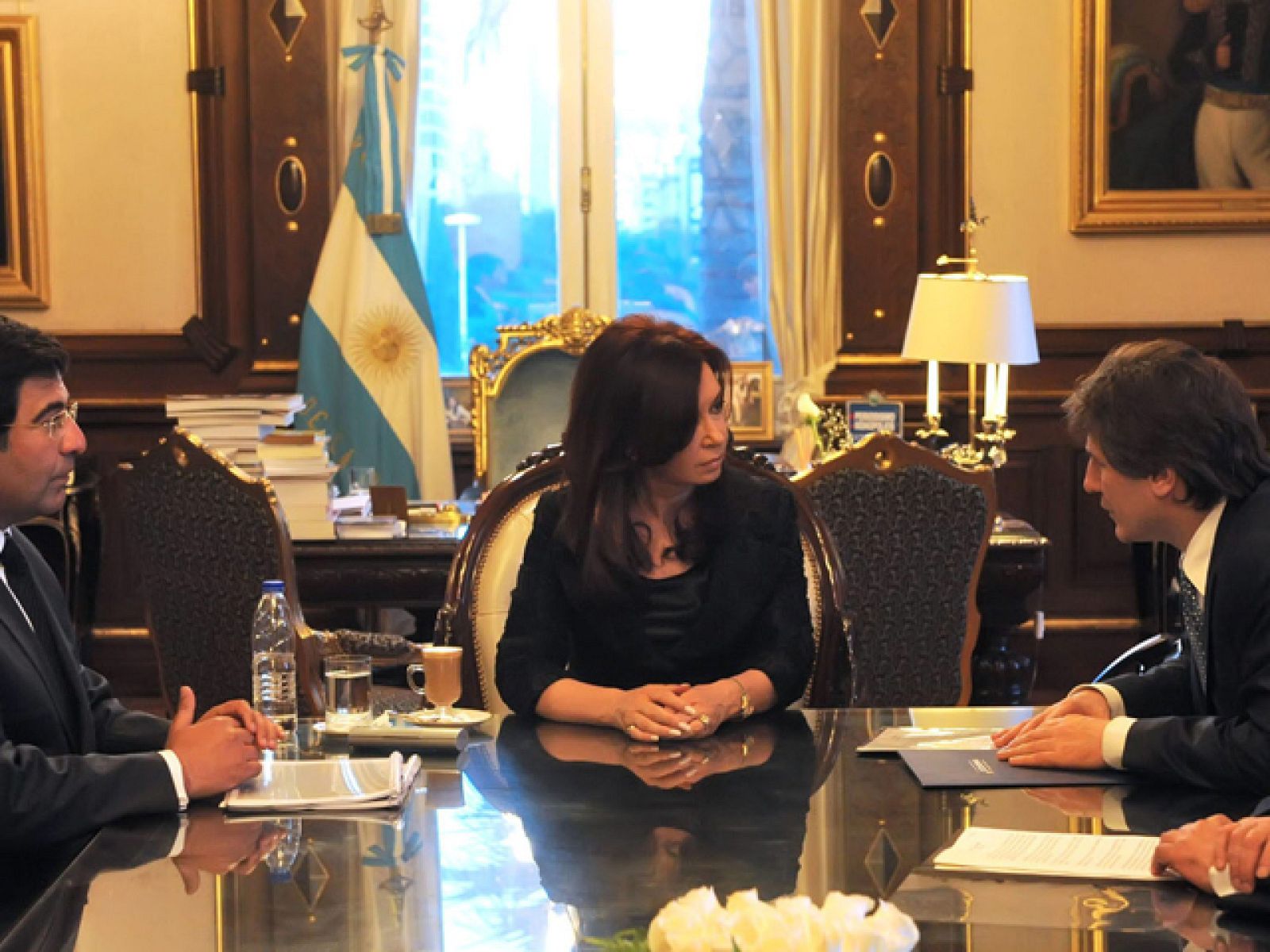 Cristina Fernández se ha comprometido a continuar el trabajo de Néstor Kirchner