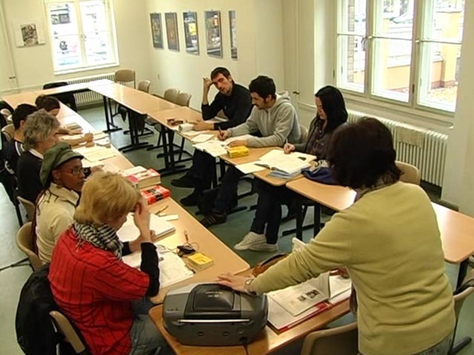 Alemania es una opción para muchos jóvenes que no encuentran trabajo en España | Ver