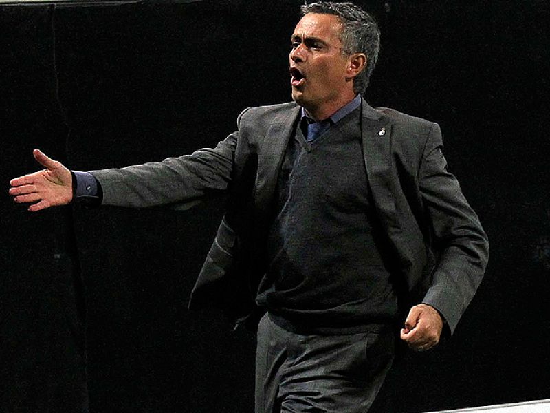 El técnico del Real Madrid se ha mostrado contento con el partido, y ha asegurado que el choque "dignifica la rivalidad histórica" del partido. Además, ha elogiado al árbitro, "es uno de los mejores del mundo".