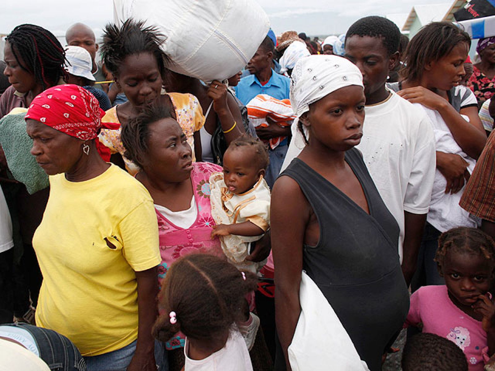 Ha comenzado la evacuación de más de un millon de haitianos que viven en los campos de desplazados.