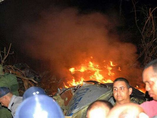  - Se estrella uin avión en Cuba