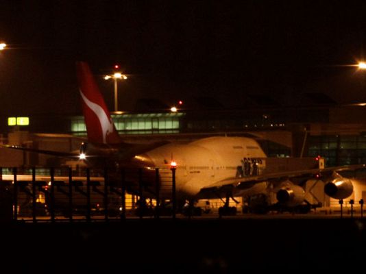  - Aterrizaje de emergencia de Qantas