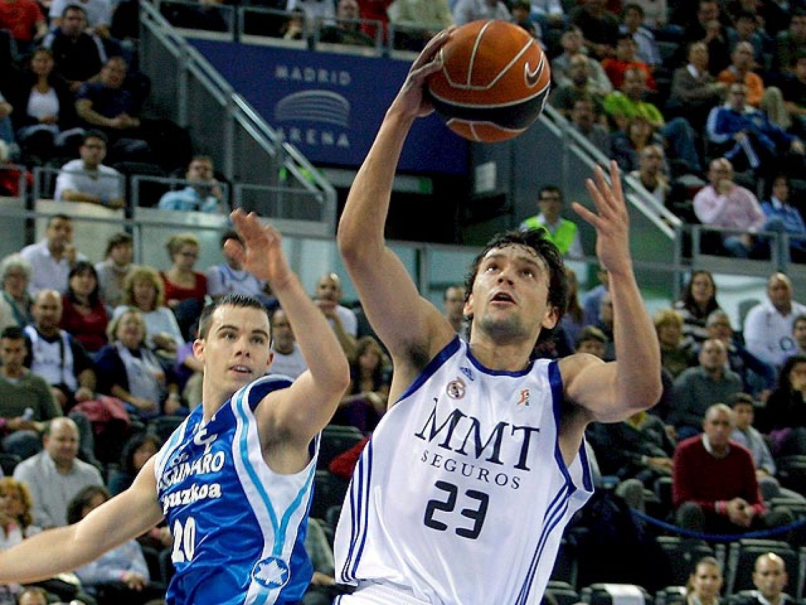 El Madrid remonta y repasa al Lagun Aro - Baloncesto en RTVE | Ver