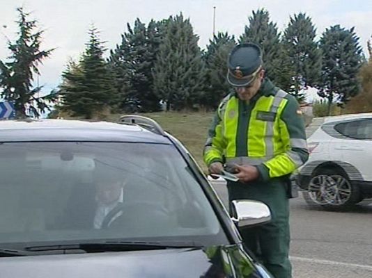  - La DGT controla los móviles