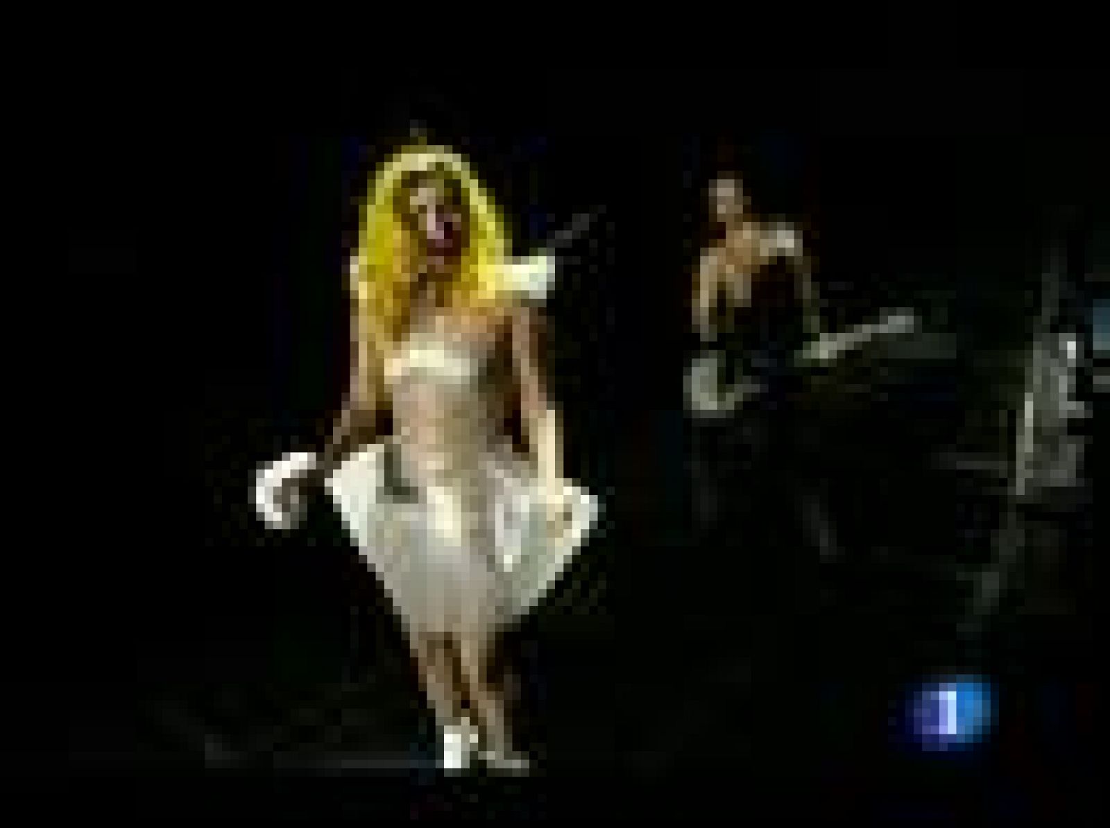 Celebrada la Gala de los Premios MTV en la Puerta de Alcalá y la Caja Mágica | Ver