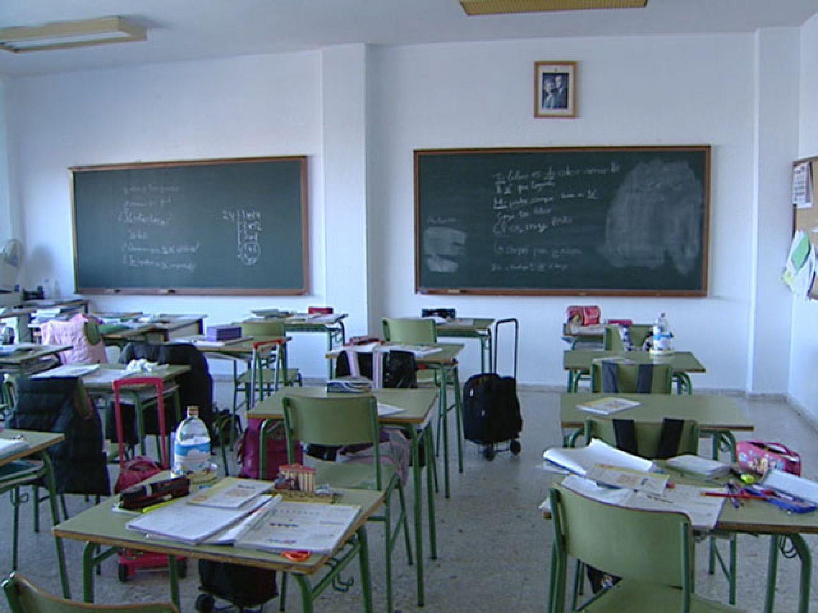 Retirados en un colegio de Almendralejo todos los crucifijos de sus zonas comunes
