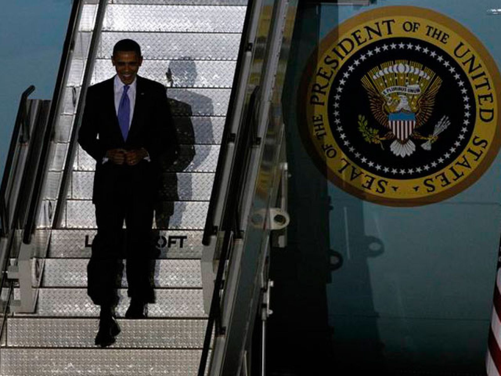 Telediario 1: Telediario en 4' - 11/11/10 | RTVE Play