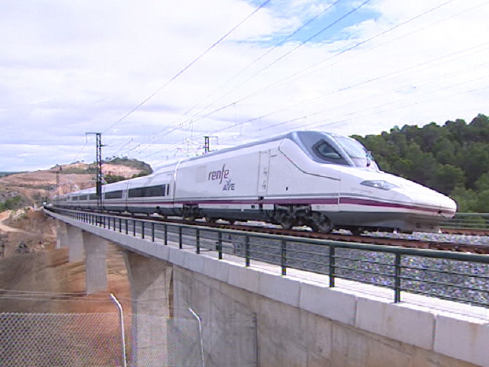 Mañana se ponen a la venta los billetes de la línea del AVE entre Madrid y Valencia