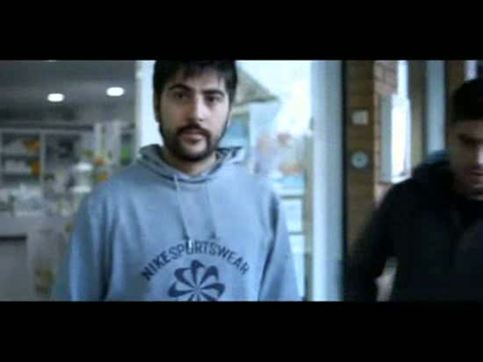 Estopa en el spot de pastillas contra el dolor ajeno | Ver