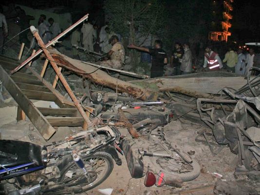 10 muertos en atentado en Karachi