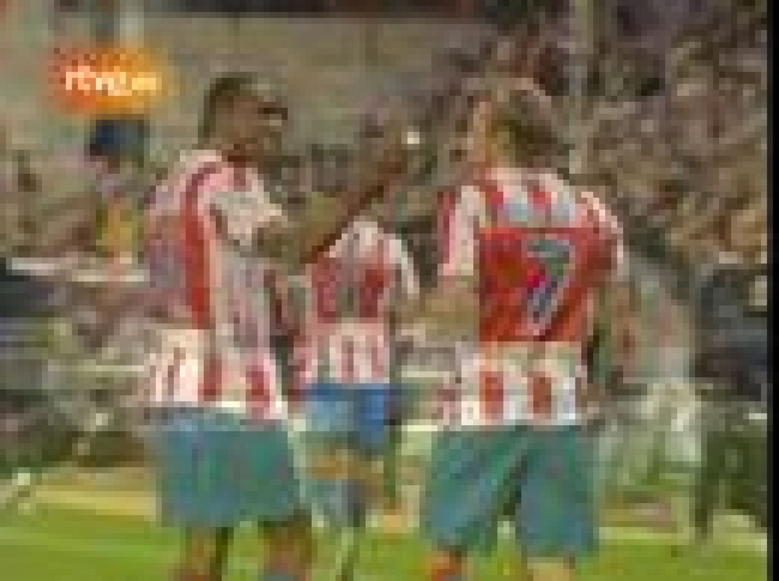 Forlán reaparece con dos goles | Ver