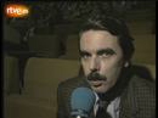 Fue noticia en el Archivo de RTVE - Fraga cambia el nombre de AP