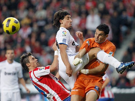  - Partido duro en El Molinón