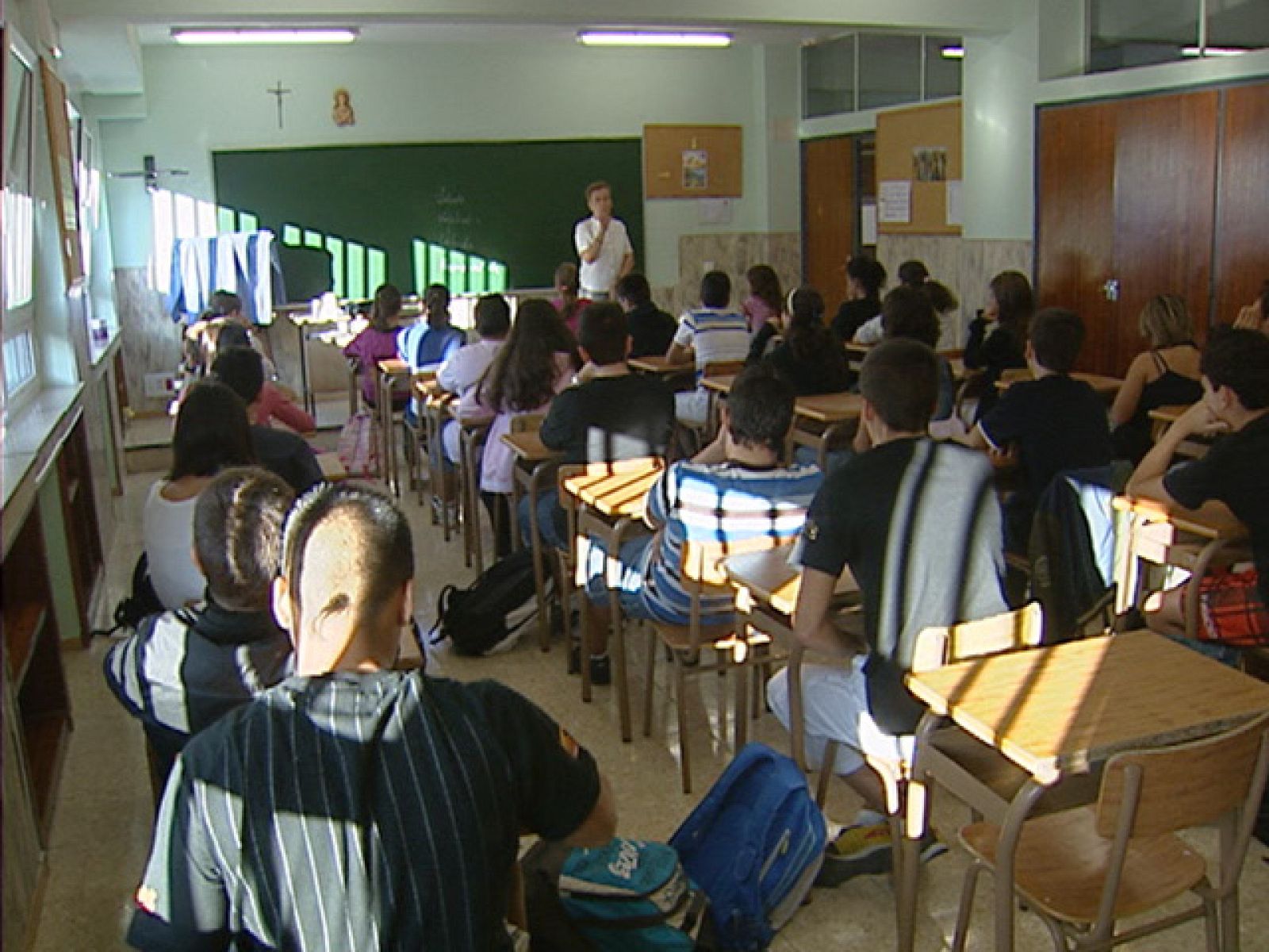 En el último año, 4.000 profesores han llamado al teléfono del Defensor del Profesor