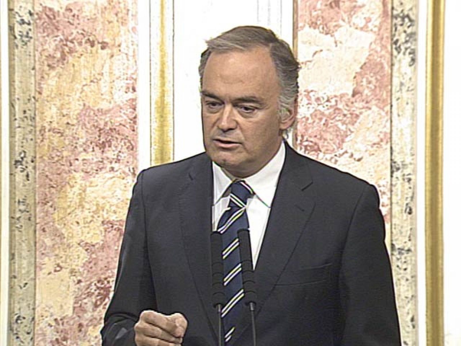 Esteban González Pons: "Rubalcaba ha estropeado un poco más el asunto" | Ver