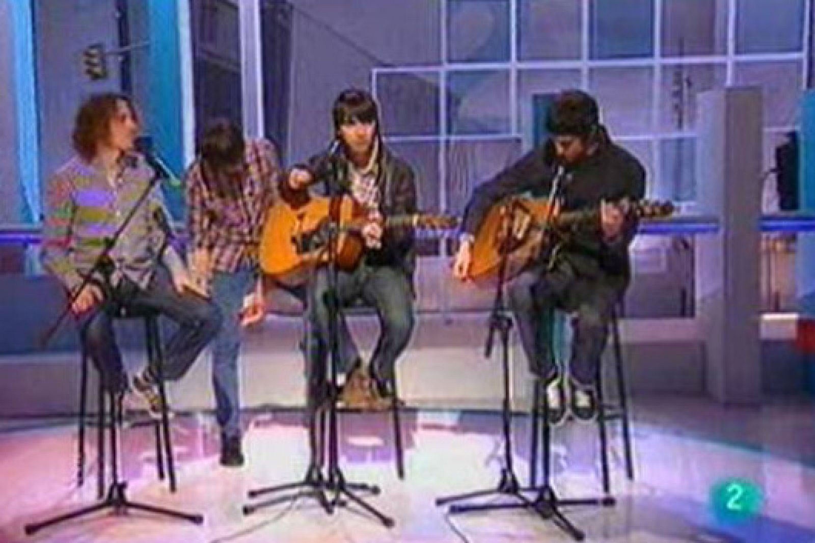 Actuación Musical Del Grupo Stay