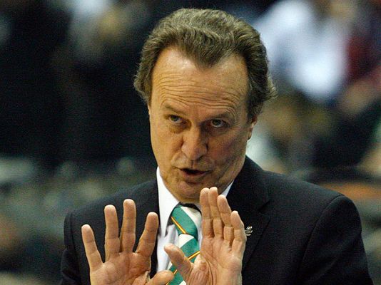 Baloncesto en RTVE - Unicaja salva el honor español