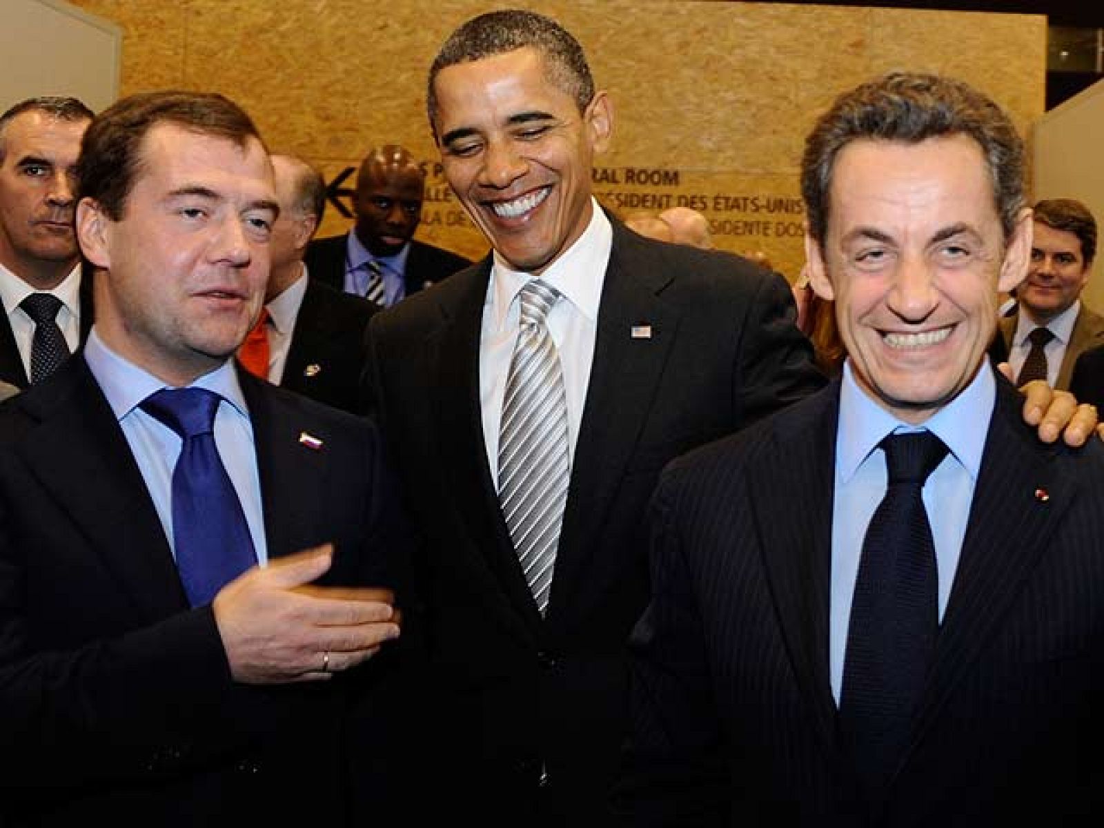 Toda la información del Telediario Fin de semana, en cuatro minutos.