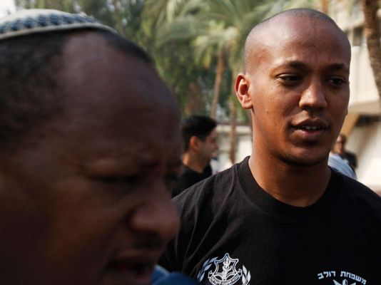  - Degradan a dos soldados israelíes