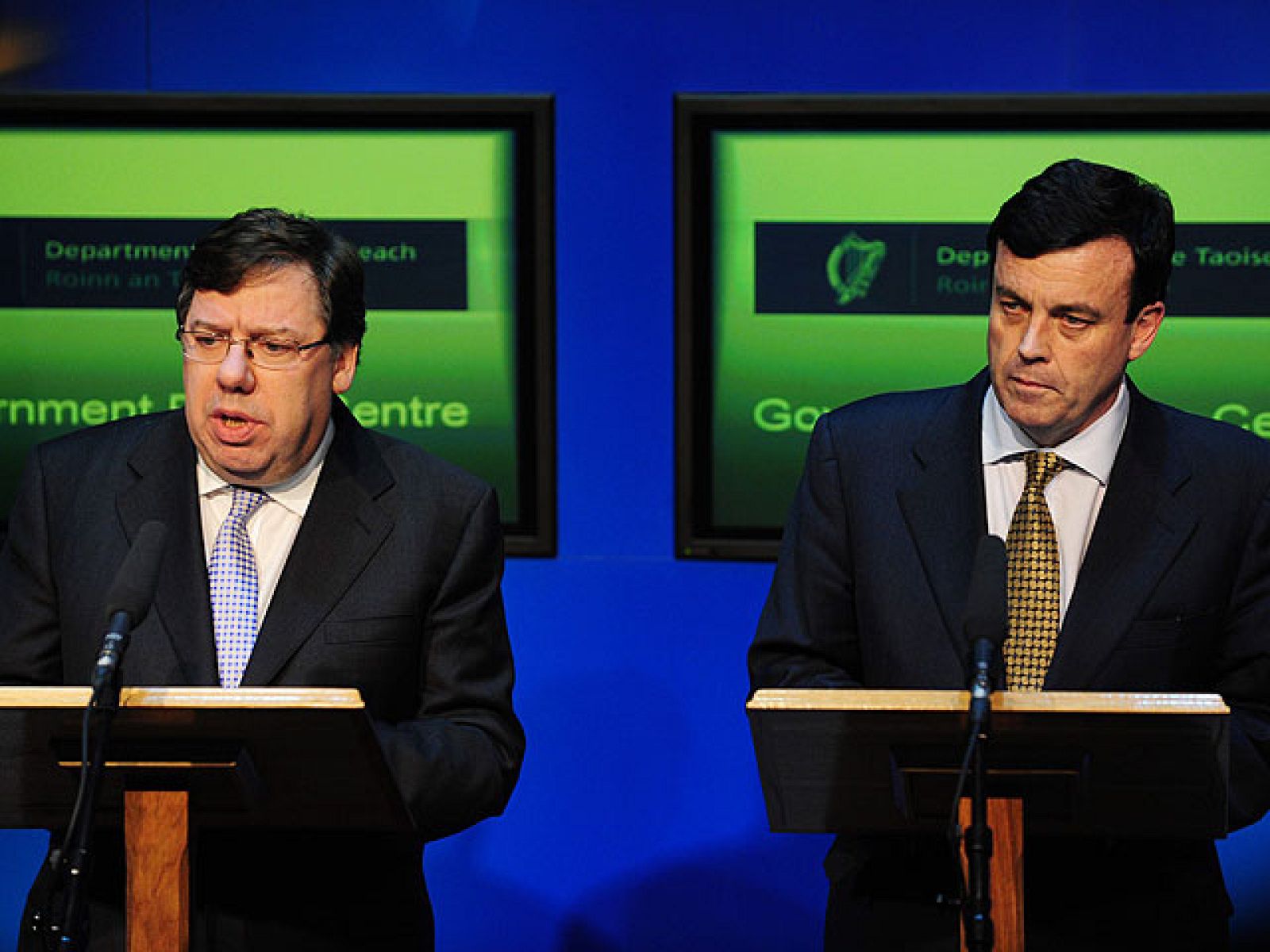 Telediario 1: Telediario en 4' - 22/11/10 | RTVE Play