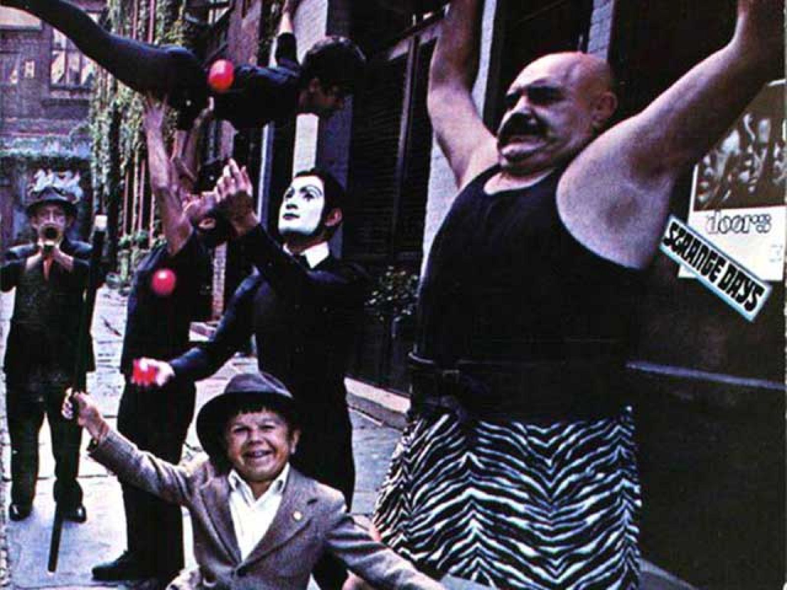 Zoom Pop: 40 aniversario del disco 'Strange Days' de The Doors | Ver