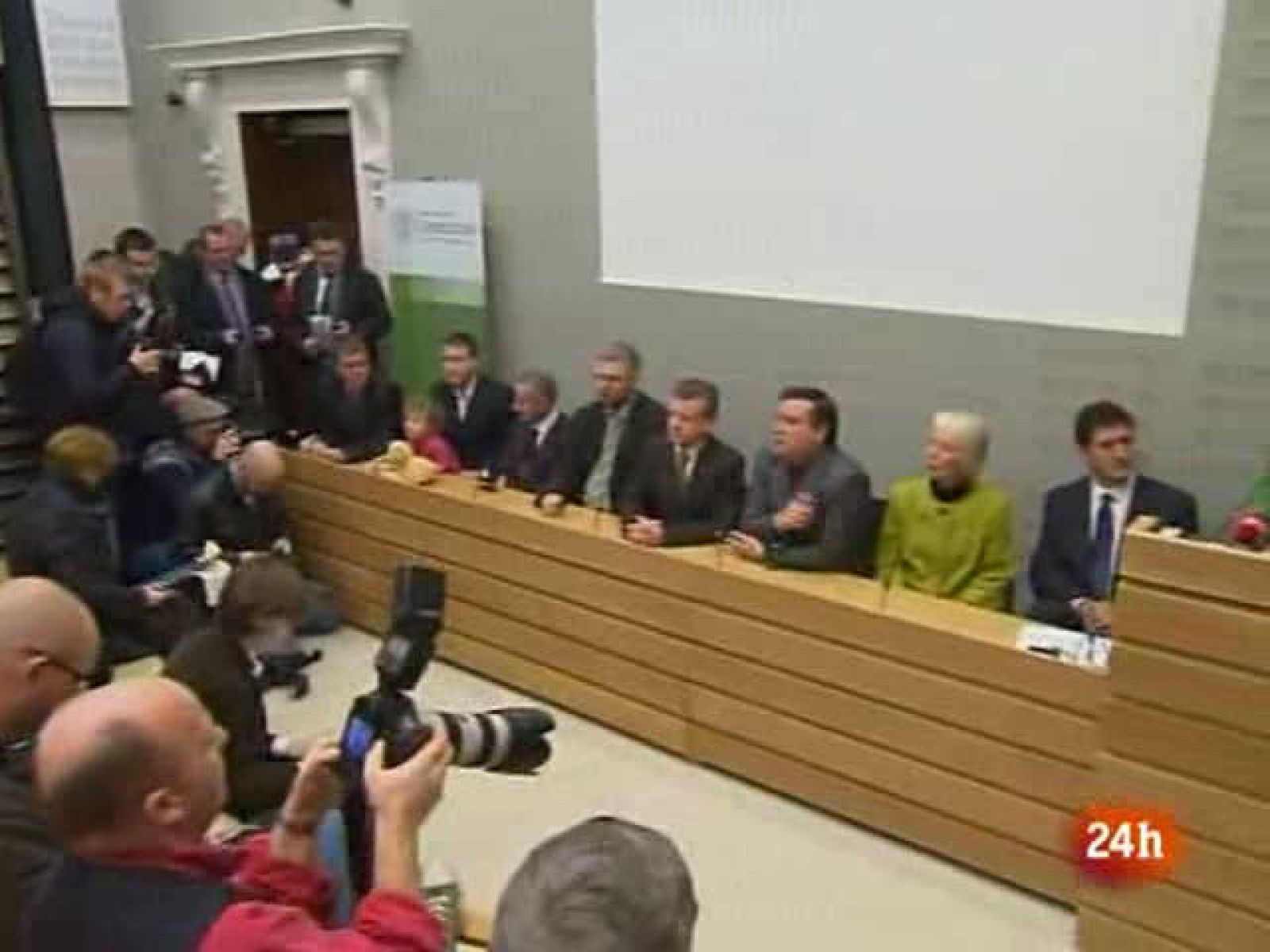 La tarde en 24 horas - Primera hora - 22/11/10 - La tarde en 24h | Ver