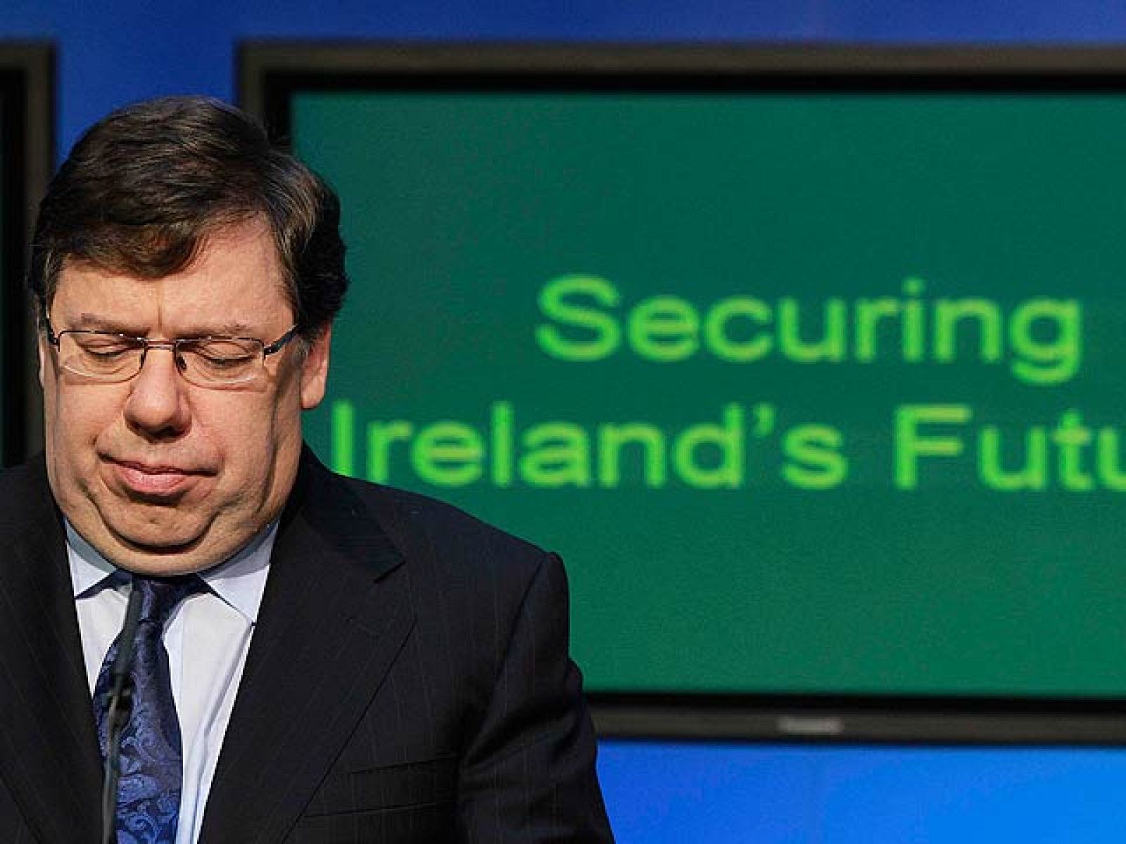 Telediario 2 en cuatro minutos - 24/11/10