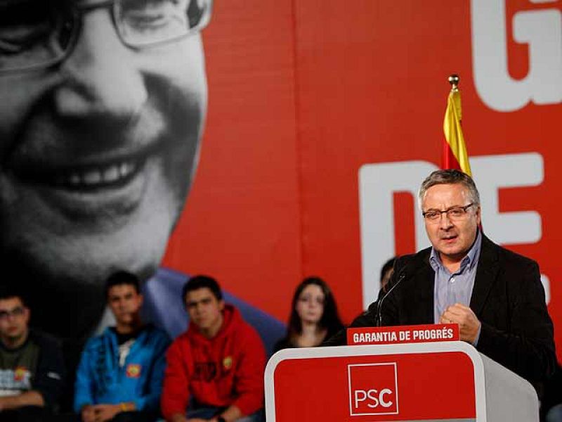 Blanco advierte de las "relaciones de alto riesgo" de CiU y PP